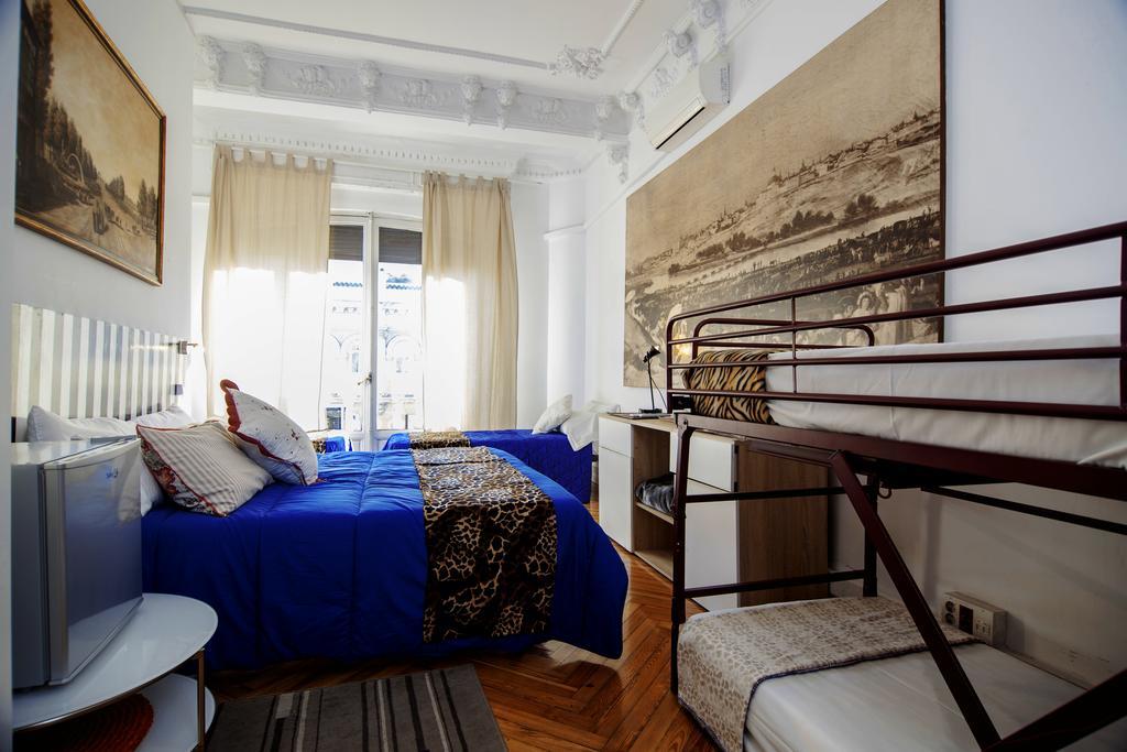 Gran Via Suites The Palmer House Madrid Exteriör bild
